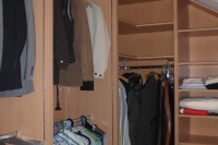 Begehbarer Kleiderschrank